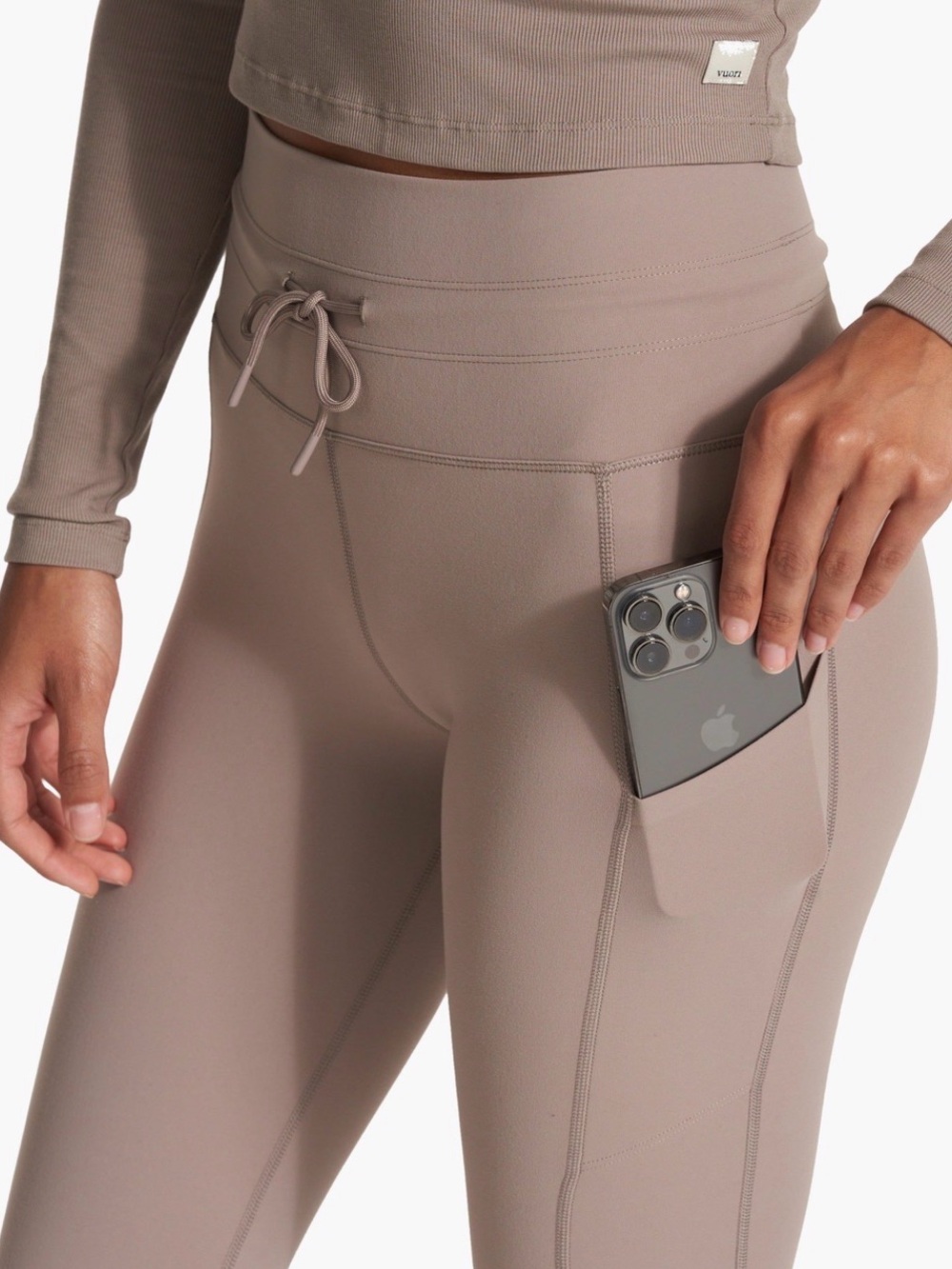 Vuori Daily Pocket Leggings Dusk Taupe XS 25” Drawstring